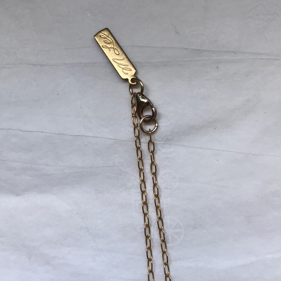 M Lee Gold Seashell necklace - Picture 4 of 5